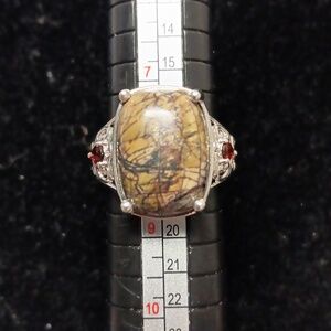 Karis Venus Jasper and Mozambique Garnet 14.30 ctw Ring in Platinum Bond